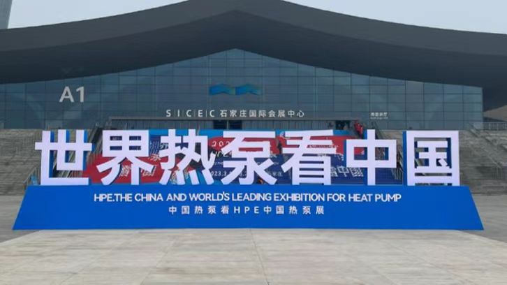 ce4807f4-93c8-47d4-8c3b-da85128e4d63.jpg